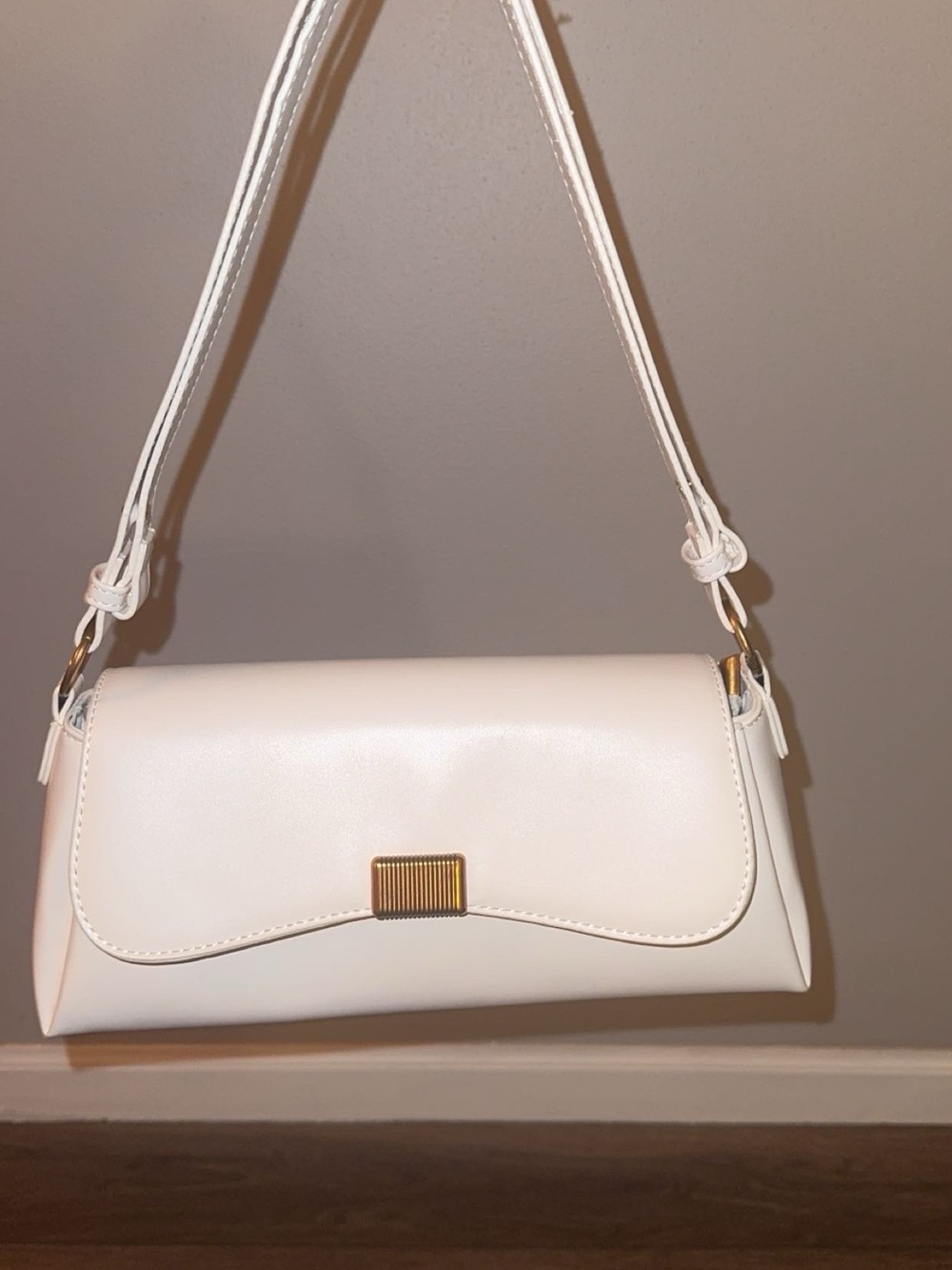 Women's Cream Shoulder Bag with Gold Accent